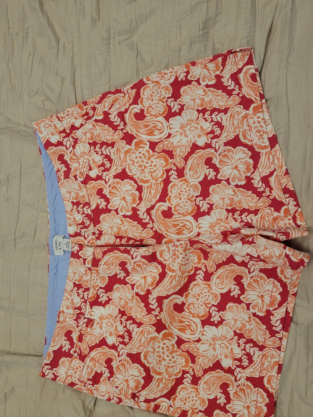 crown & ivy Floral Print Bermuda Shorts - Red & Peach
